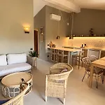 Baia Dorata Porto Istana