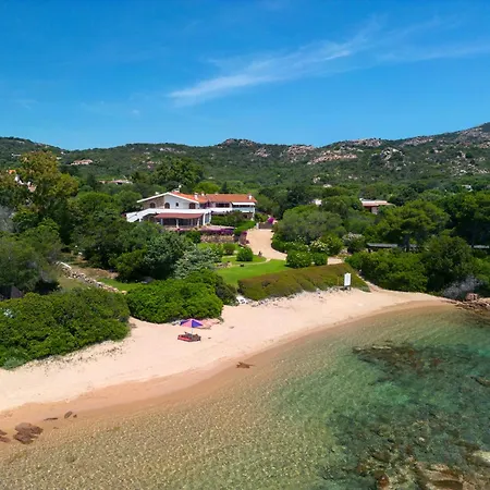 Baia Dorata Porto Istana