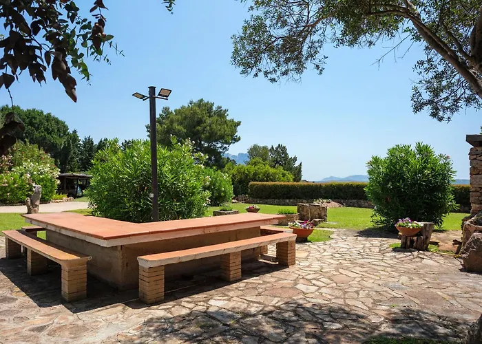Baia Dorata Porto Istana