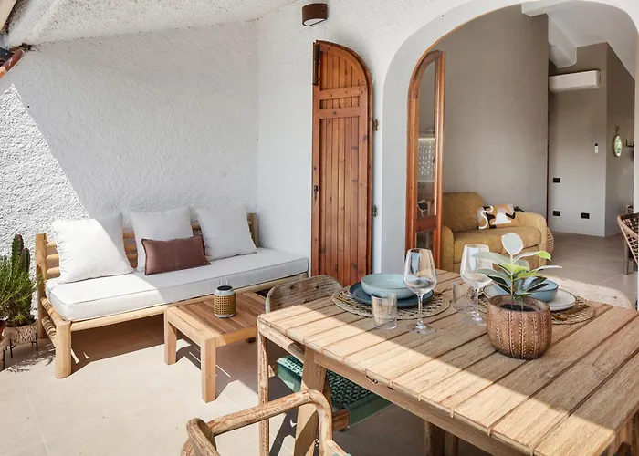 Baia Dorata Porto Istana